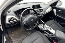 valkoinen BMW 116 2017 kuva 3.
