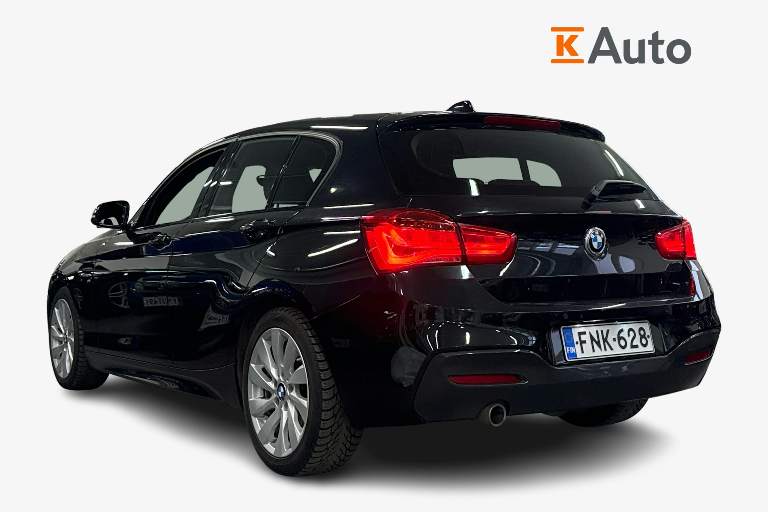 musta BMW 116 2019 kuva 2.