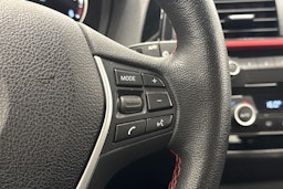 hopea BMW 116 2019 kuva 15.