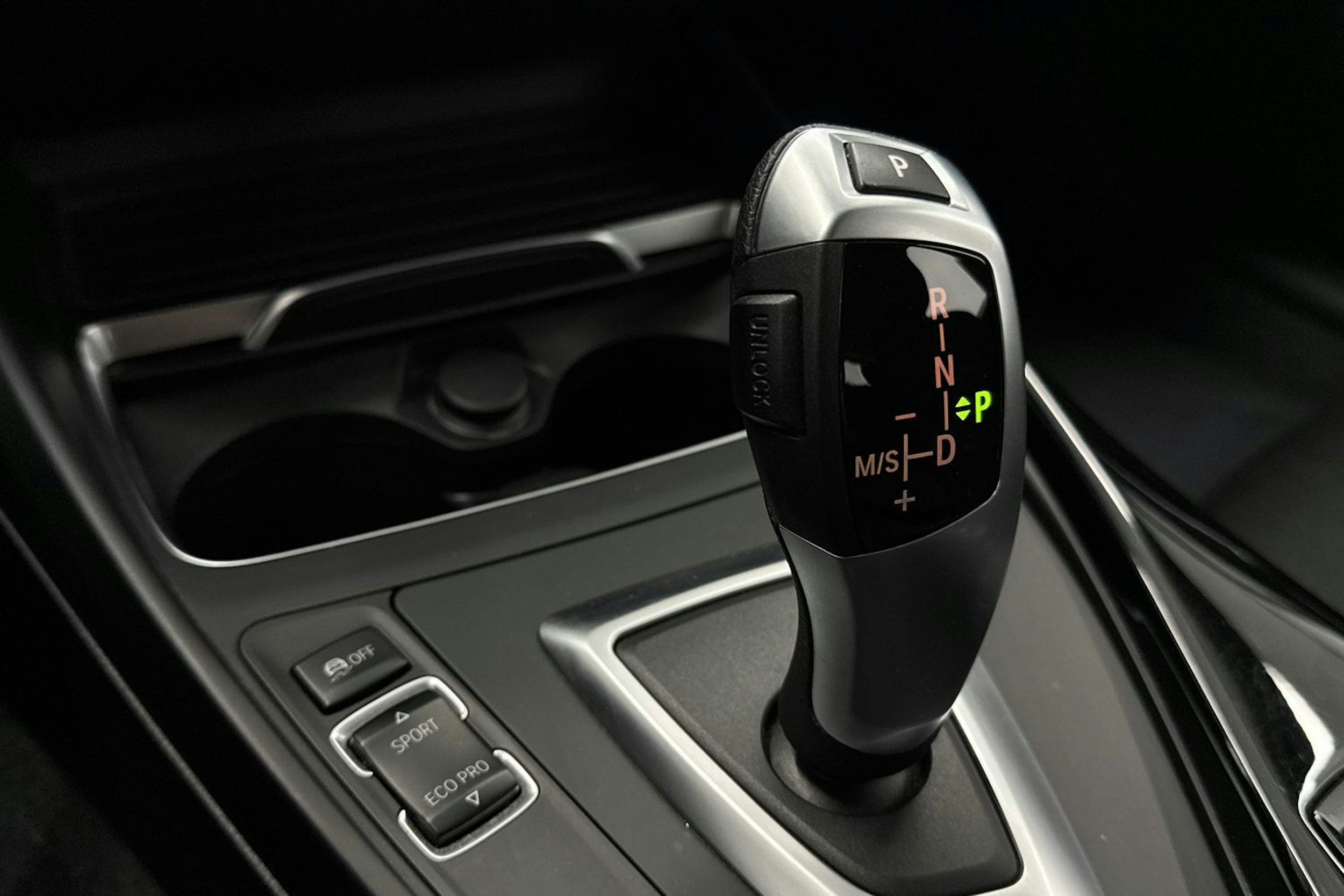 hopea BMW 116 2019 kuva 30.