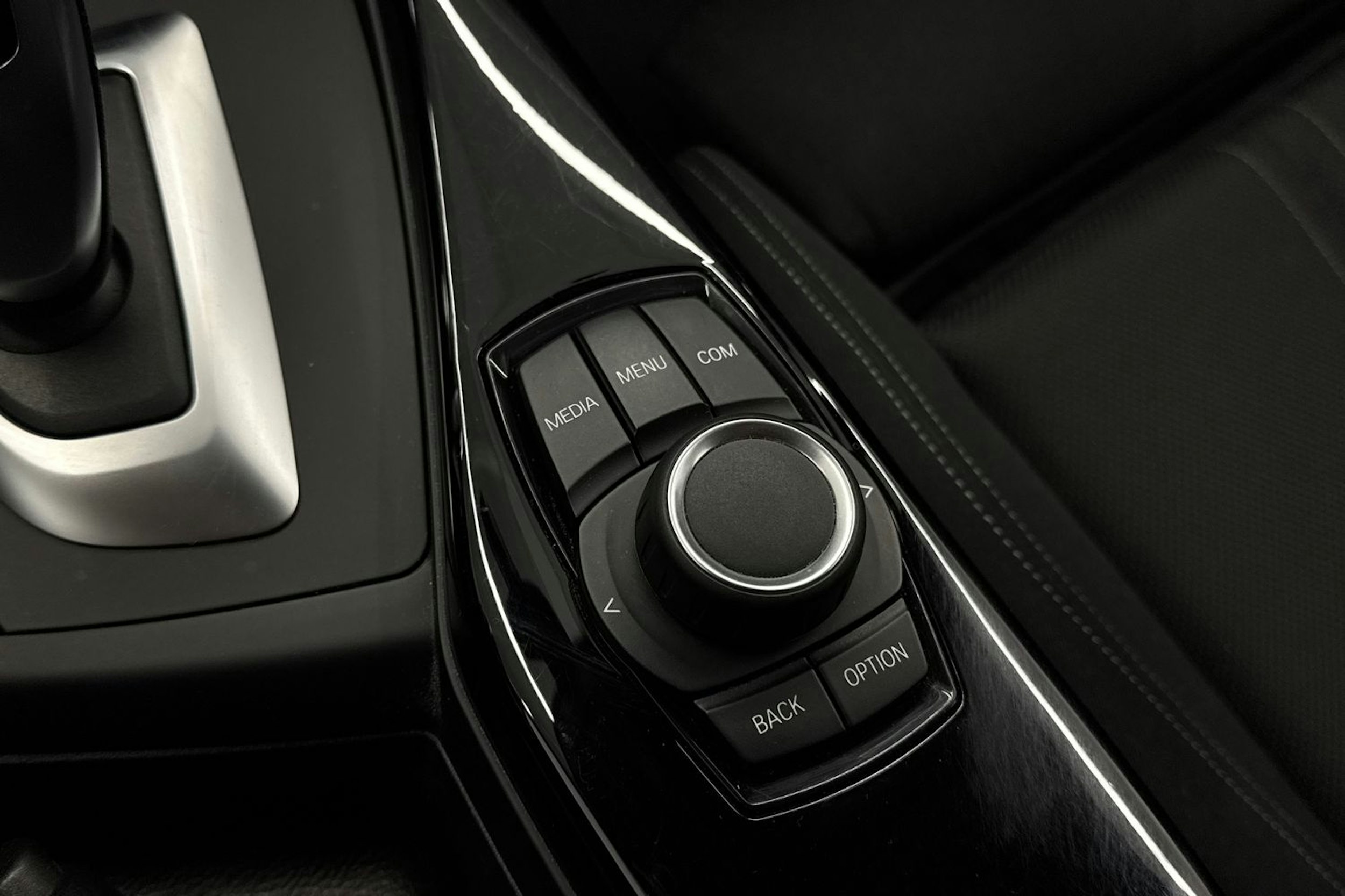 hopea BMW 116 2019 kuva 31.