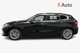 musta BMW 116 2022 kuva 7.