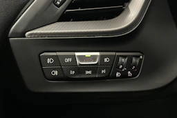 musta BMW 116 2022 kuva 21.