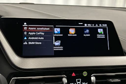 musta BMW 116 2022 kuva 24.