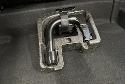 musta BMW 116 2022 kuva 35.