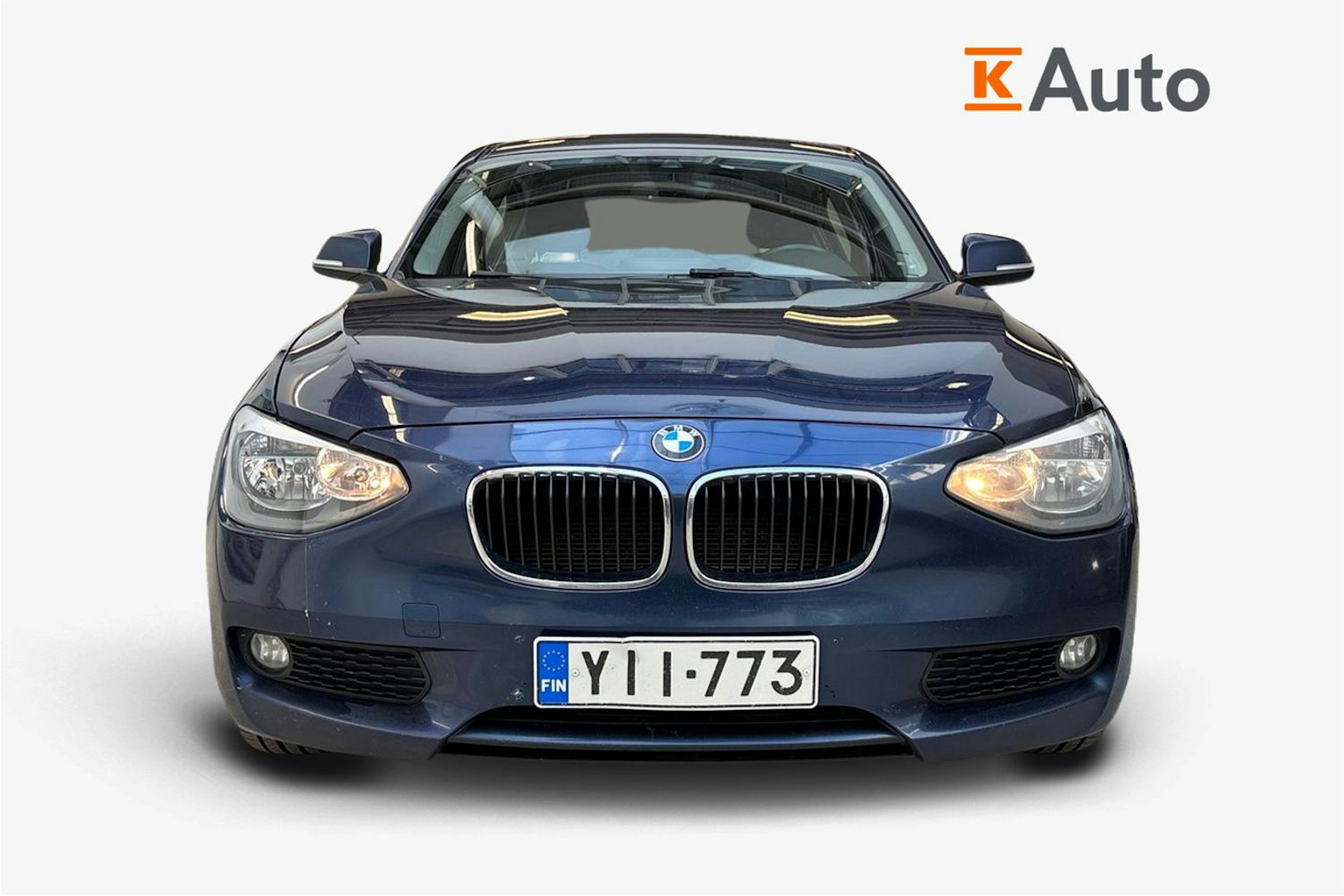 sininen BMW 118 2012 kuva 4.