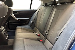 sininen BMW 118 2012 kuva 8.