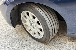 sininen BMW 118 2012 kuva 10.