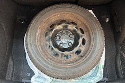 sininen BMW 118 2012 kuva 11.