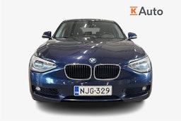 Sininen BMW 118 2013 kuva 5.