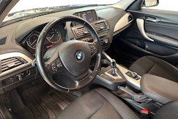 Sininen BMW 118 2013 kuva 7.