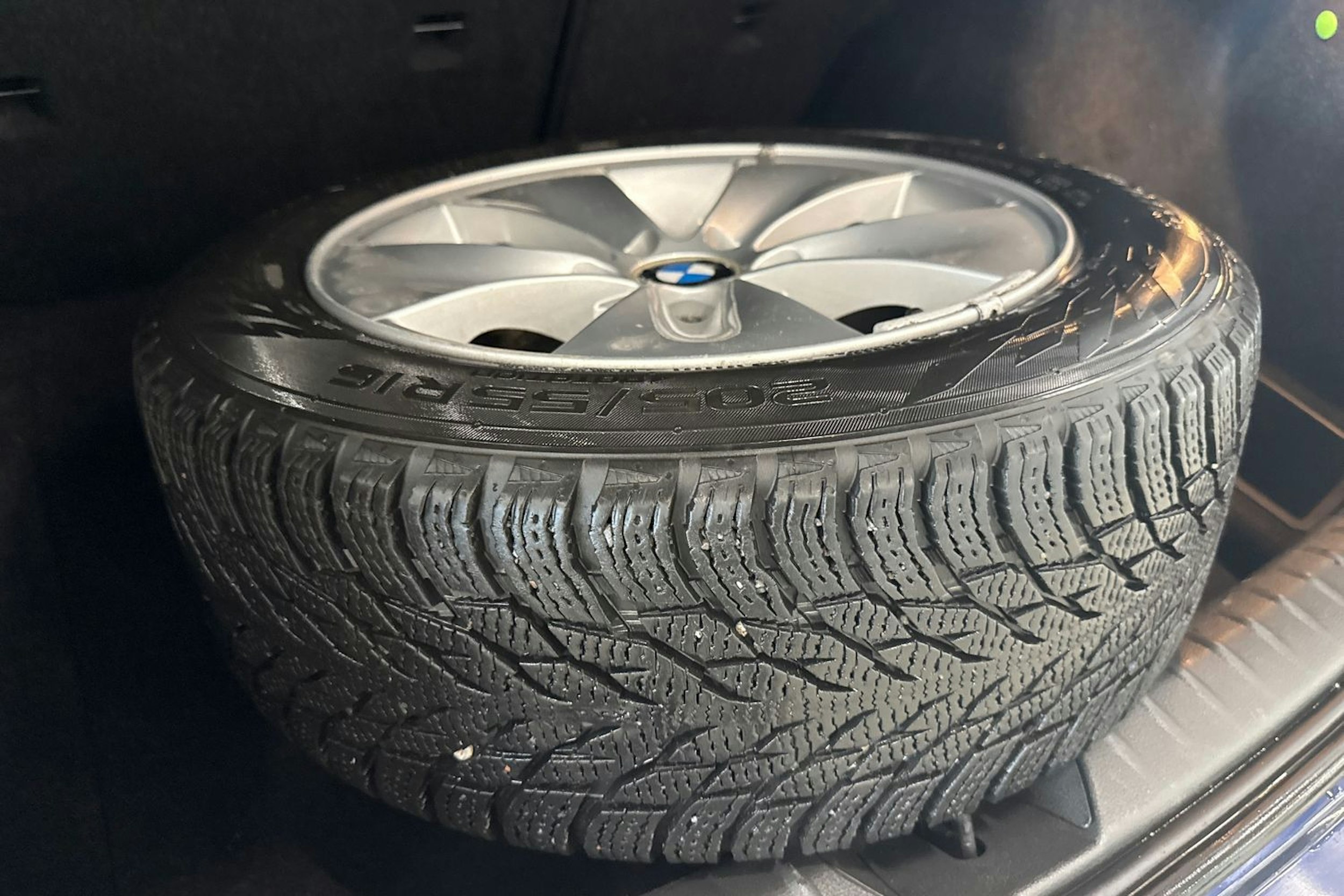 Sininen BMW 118 2013 kuva 15.