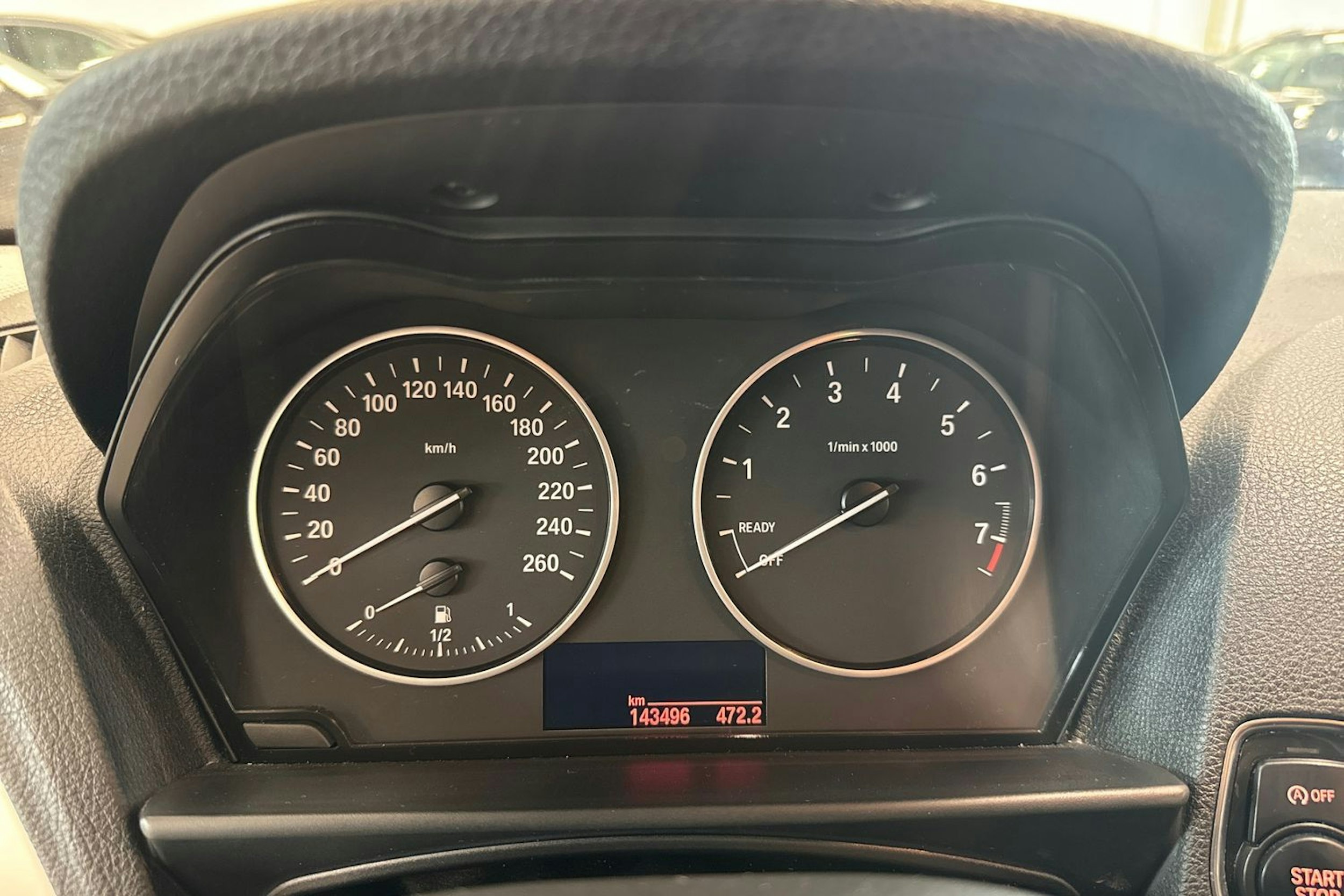 Sininen BMW 118 2013 kuva 16.