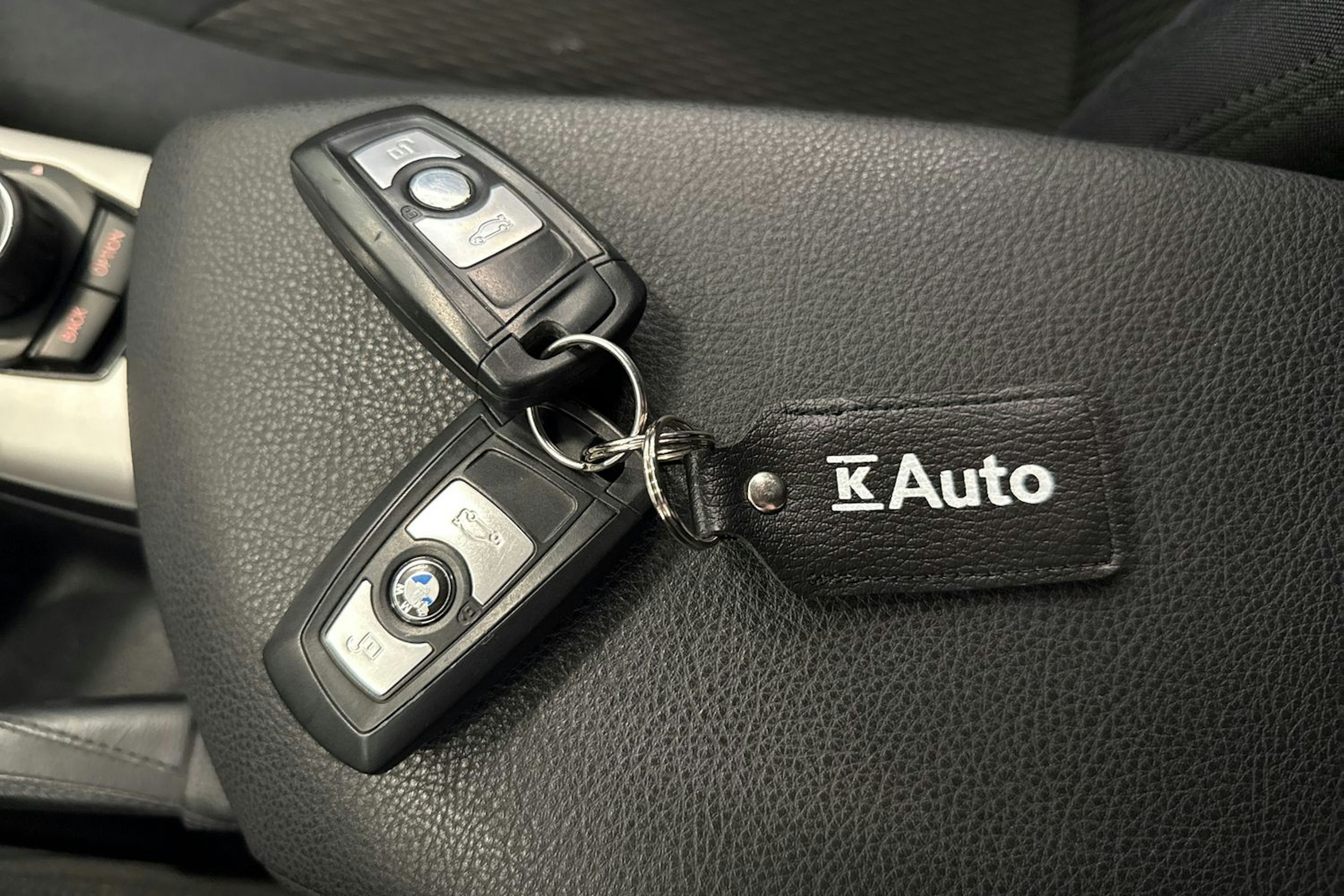 Sininen BMW 118 2013 kuva 22.