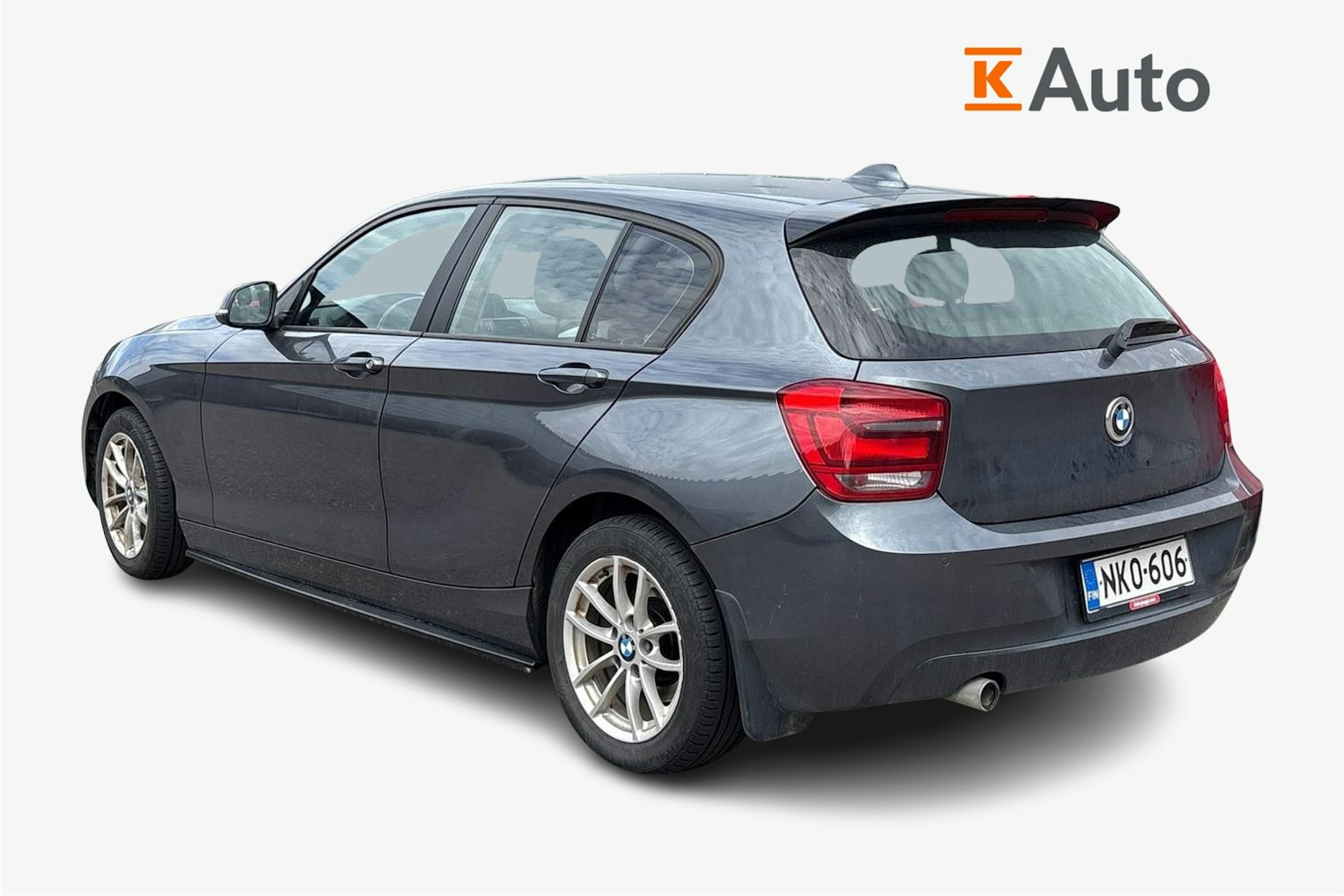 harmaa BMW 118 2013 kuva 2.