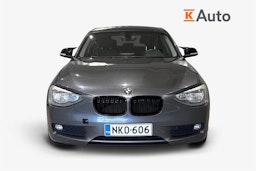 harmaa BMW 118 2013 kuva 5.