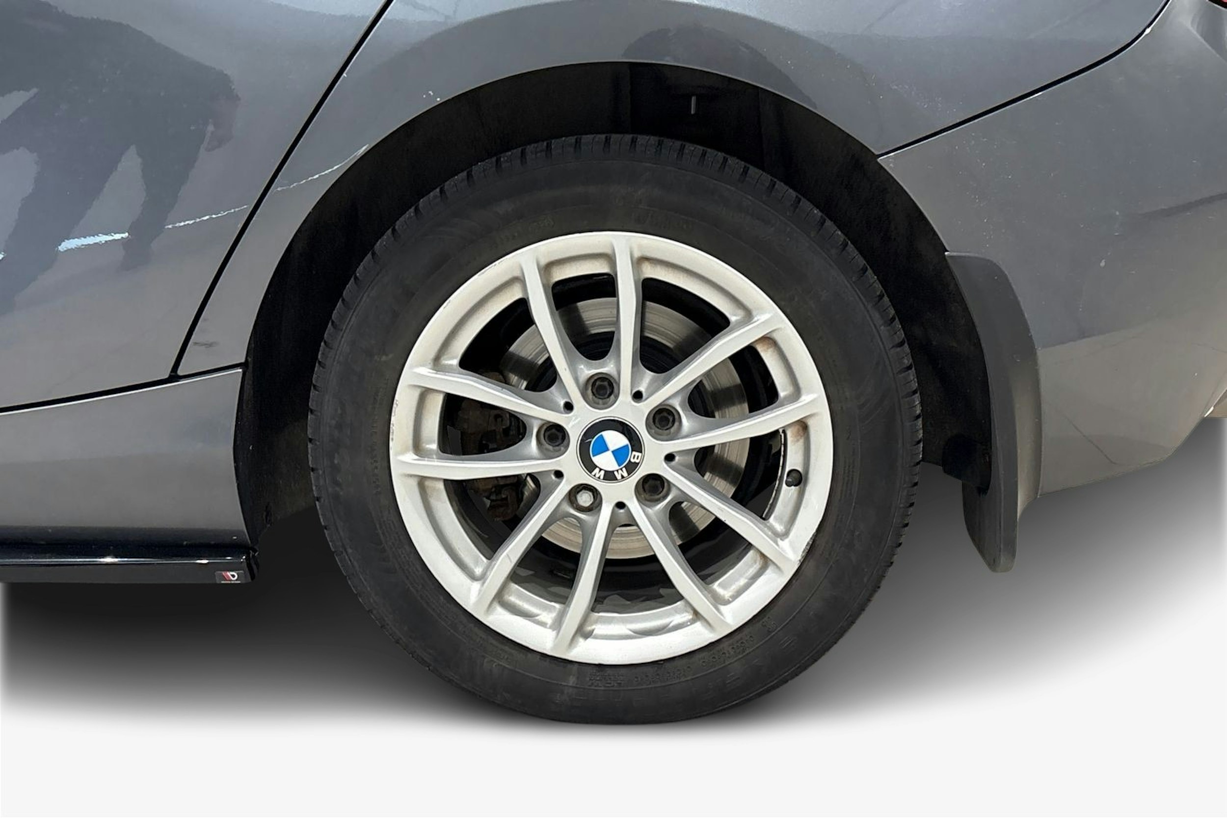 harmaa BMW 118 2013 kuva 11.