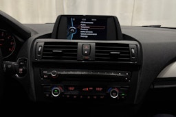 harmaa BMW 118 2013 kuva 18.