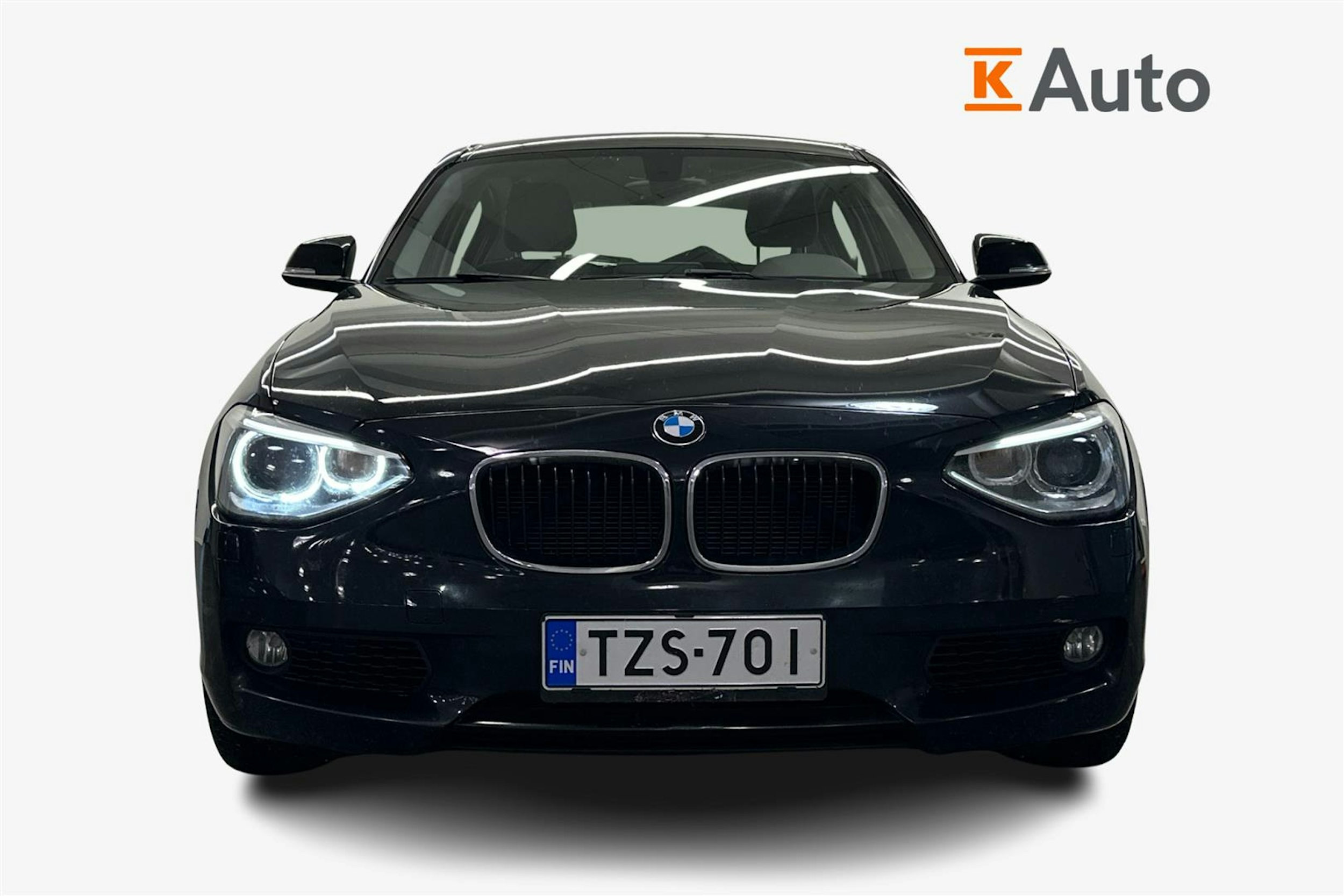 Musta BMW 118 2015 kuva 2.