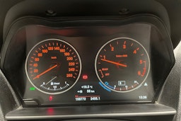 musta BMW 118 2016 kuva 15.