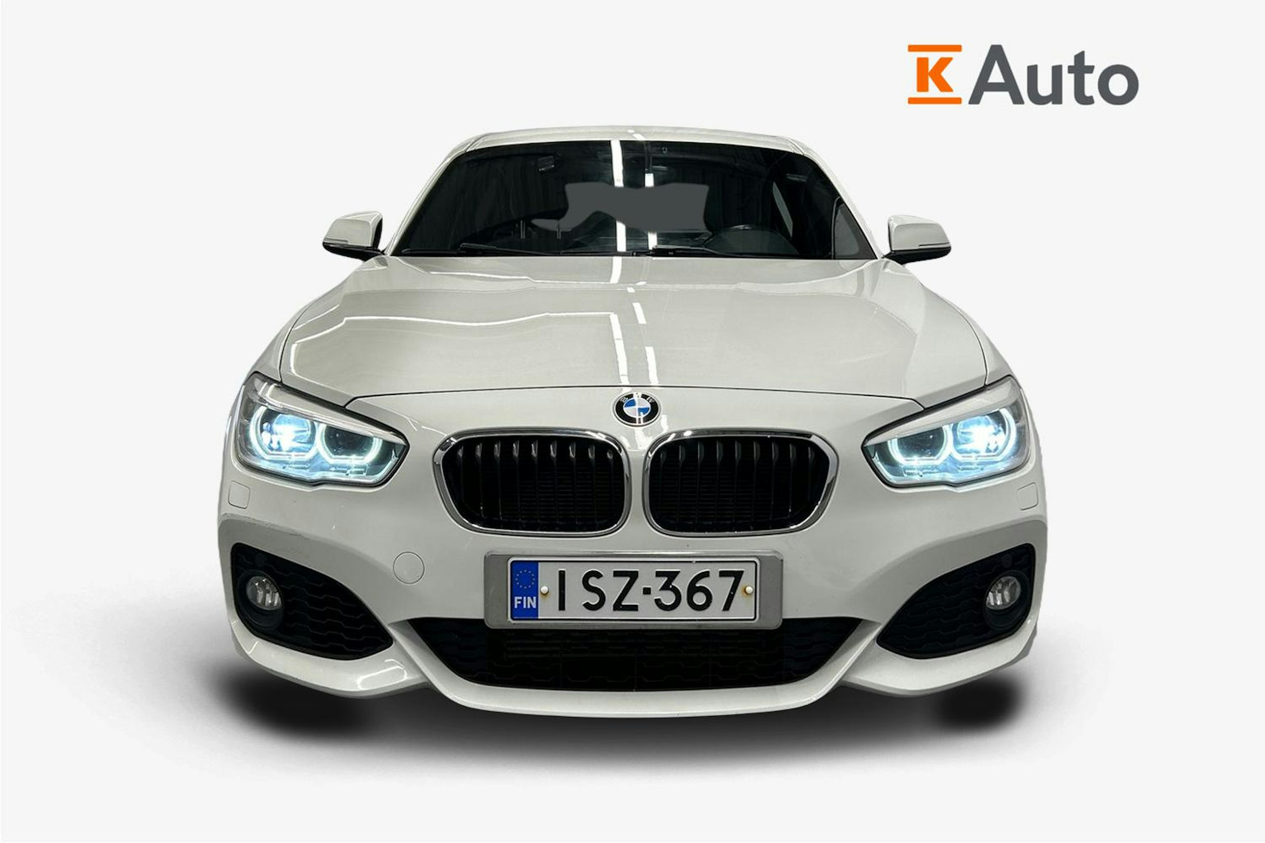 valkoinen BMW 118 2016 kuva 4.