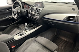 valkoinen BMW 118 2016 kuva 13.