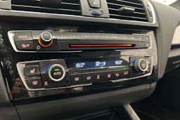 valkoinen BMW 118 2016 kuva 20.