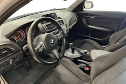 valkoinen BMW 118 2016 kuva 3.