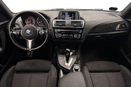 valkoinen BMW 118 2016 kuva 9.