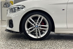valkoinen BMW 118 2016 kuva 35.