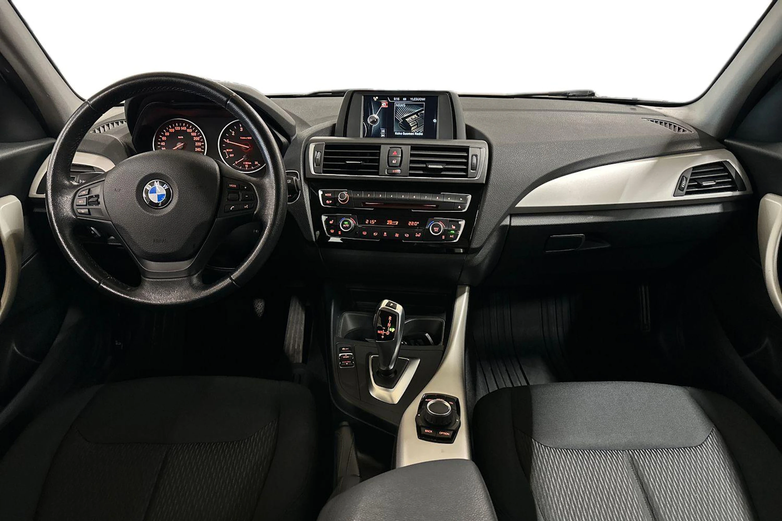 hopea BMW 118 2017 kuva 7.