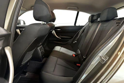 hopea BMW 118 2017 kuva 8.