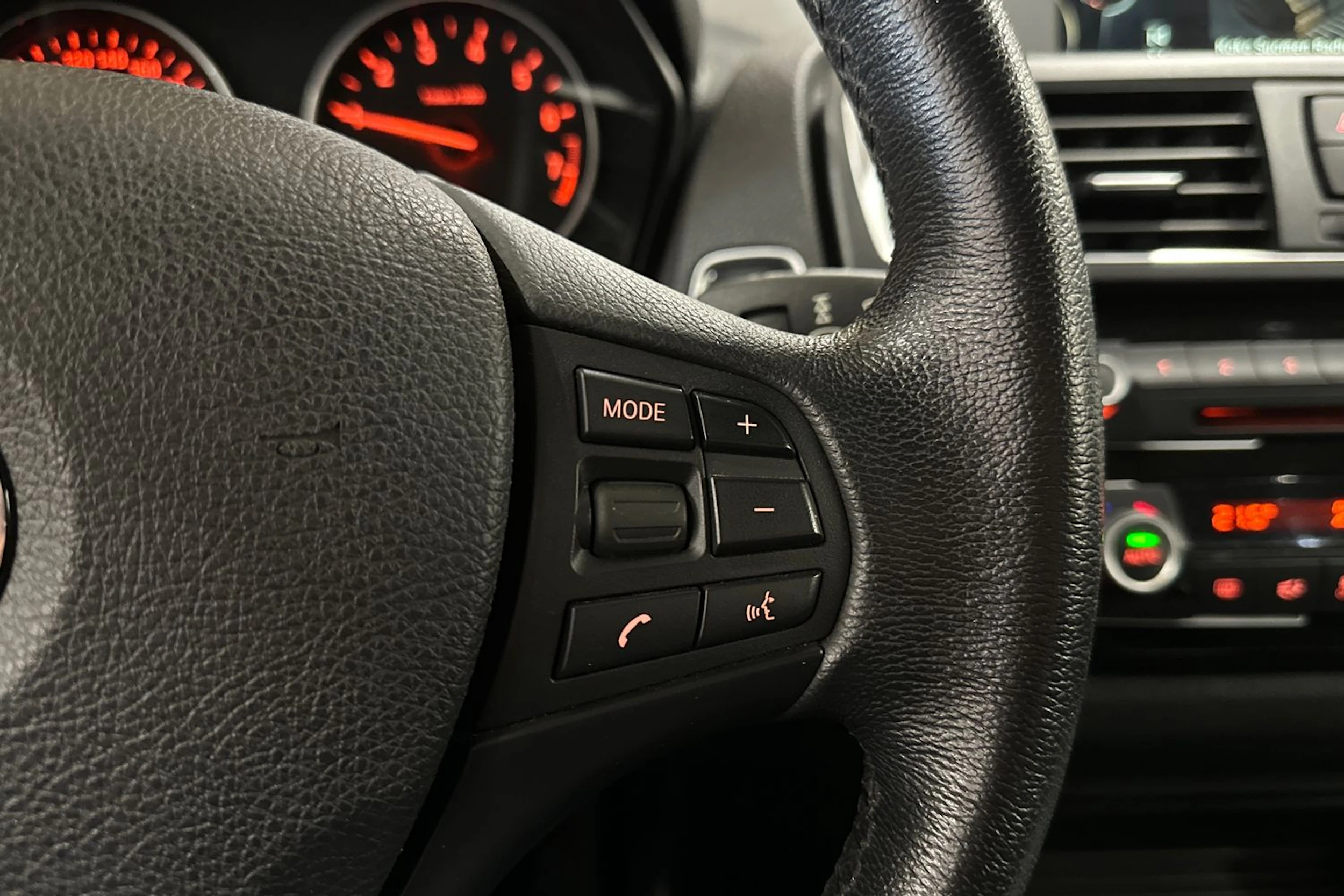 hopea BMW 118 2017 kuva 18.