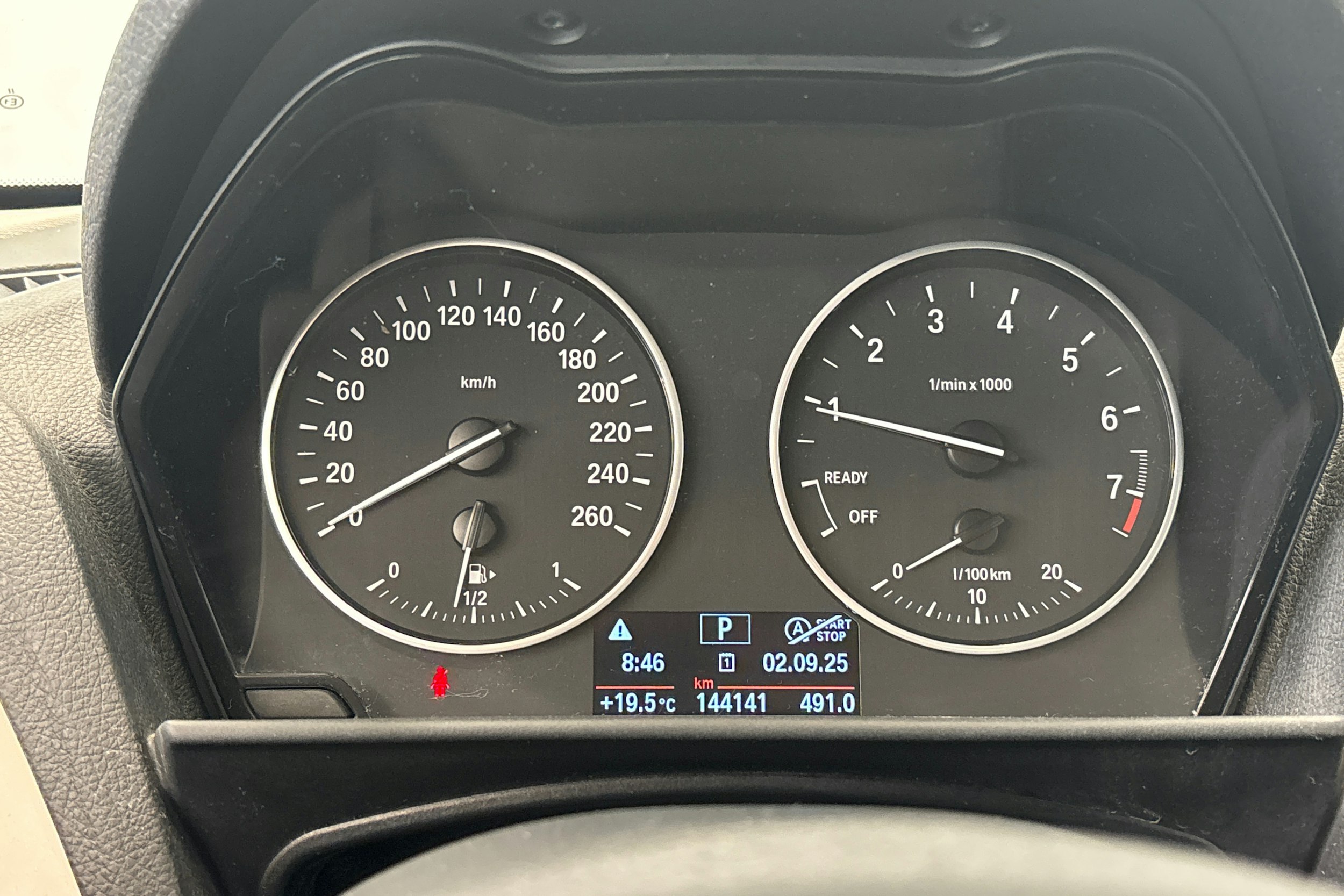 valkoinen BMW 118 2017 kuva 19.