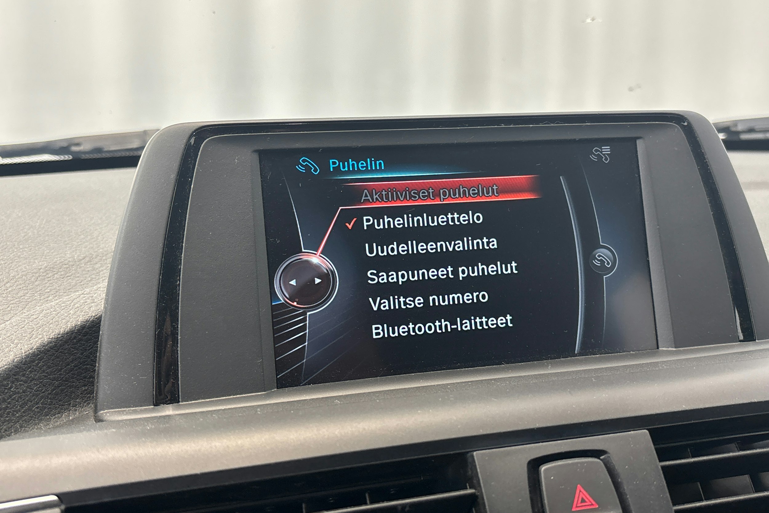 valkoinen BMW 118 2017 kuva 22.