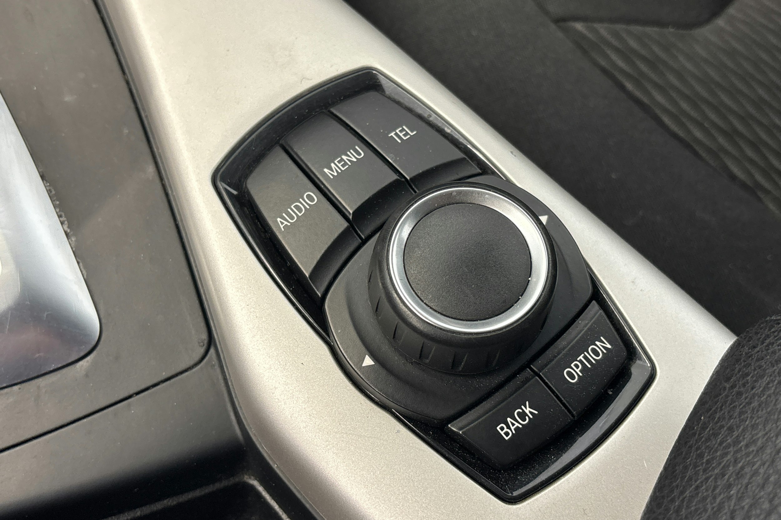 valkoinen BMW 118 2017 kuva 25.