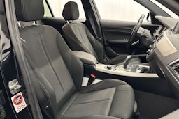 musta BMW 118 2017 kuva 14.