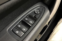 musta BMW 118 2017 kuva 17.