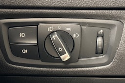 musta BMW 118 2017 kuva 18.