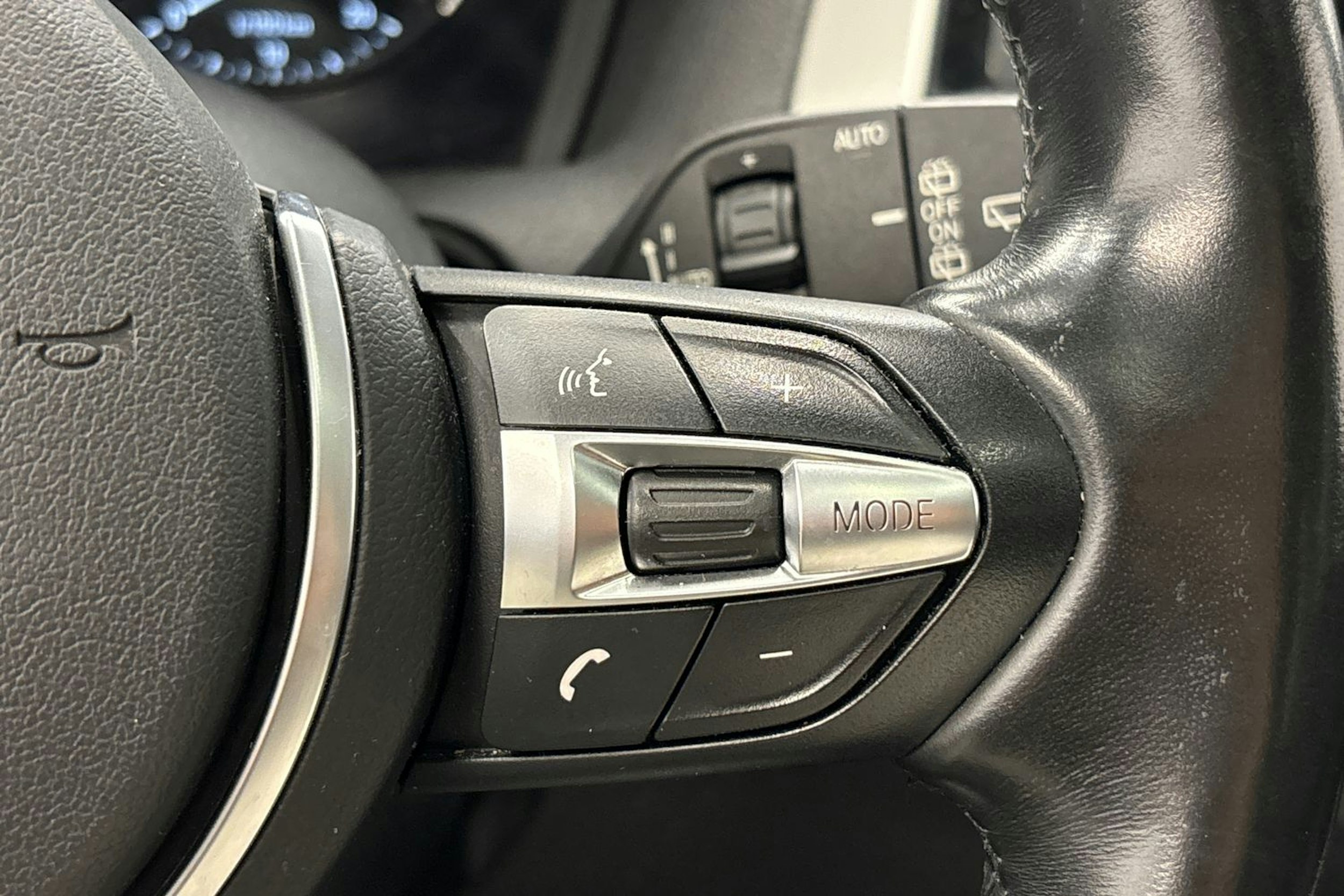 musta BMW 118 2017 kuva 23.