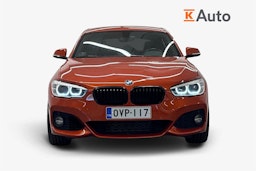 oranssi BMW 118 2017 kuva 4.
