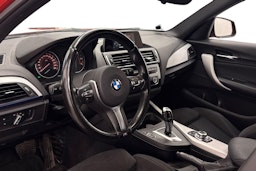 oranssi BMW 118 2017 kuva 6.