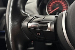 oranssi BMW 118 2017 kuva 13.