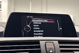 oranssi BMW 118 2017 kuva 19.