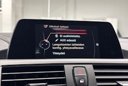 oranssi BMW 118 2017 kuva 20.