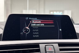 oranssi BMW 118 2017 kuva 21.
