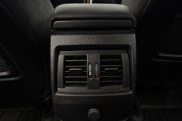 oranssi BMW 118 2017 kuva 31.