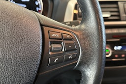 musta BMW 118 2018 kuva 19.