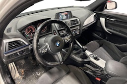 valkoinen BMW 118 2017 kuva 3.