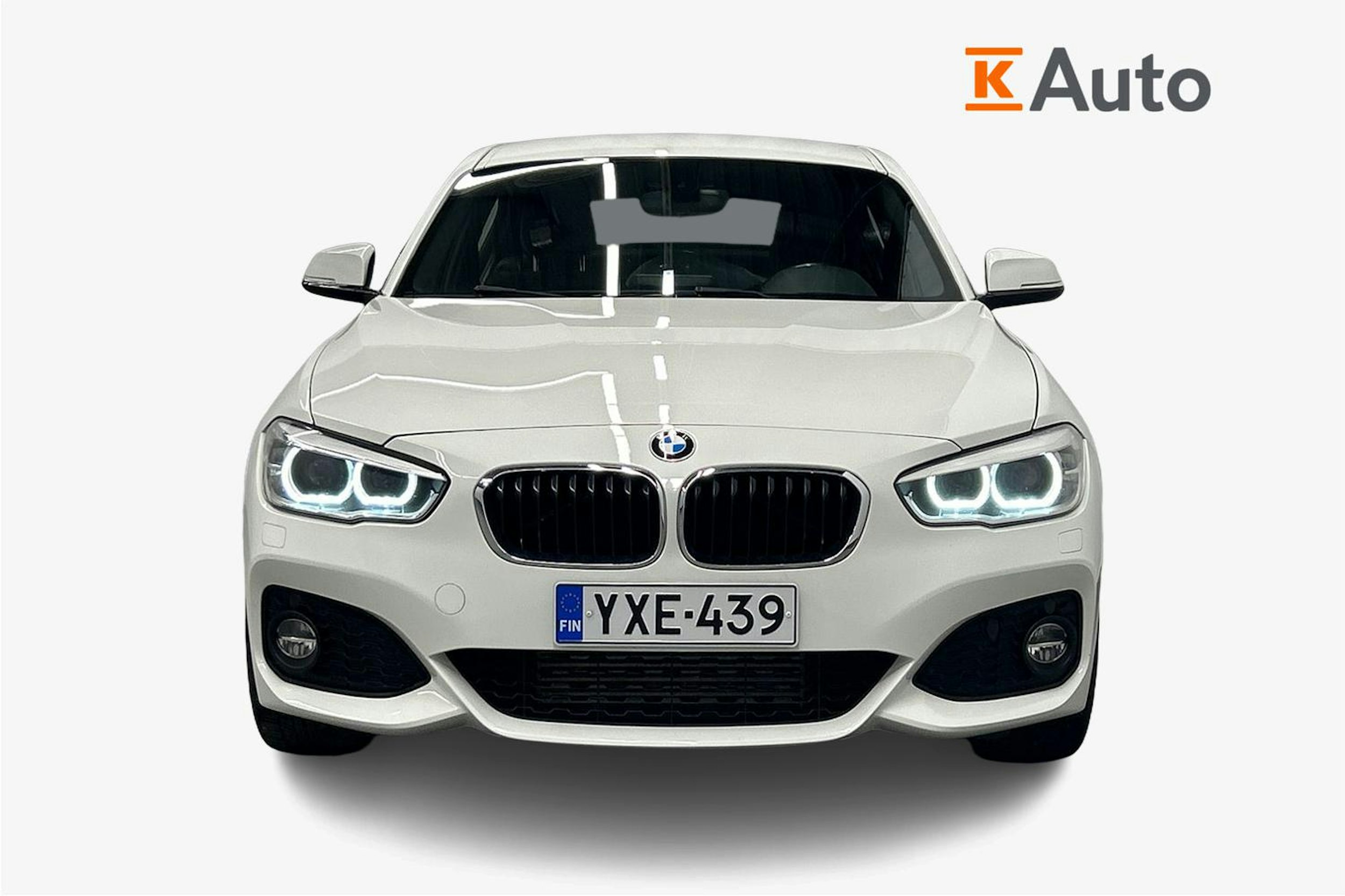 valkoinen BMW 118 2017 kuva 4.